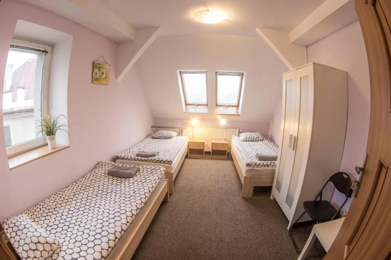 Fitness Hostel - Restauracja, Darmowy Parking I Silownia Βρότσλαβ 0*,  Πολωνία